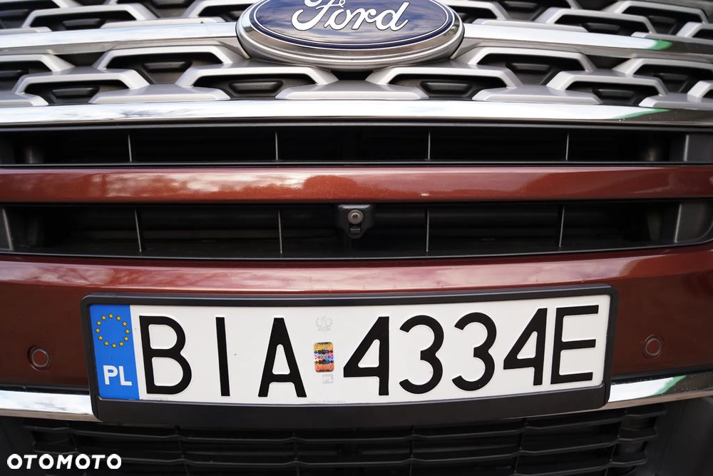 Ford Explorer - 28