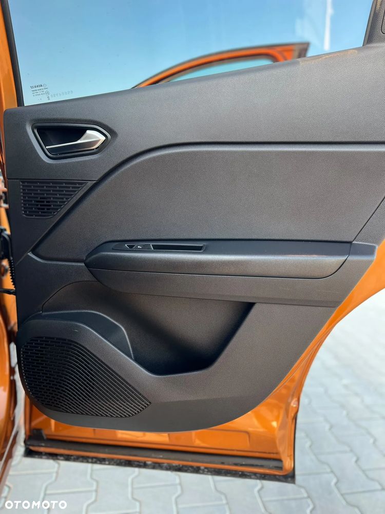 Renault Captur TCe 100 EXPERIENCE - 15
