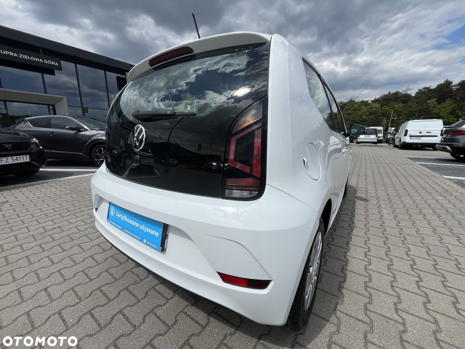 Volkswagen up! - 11