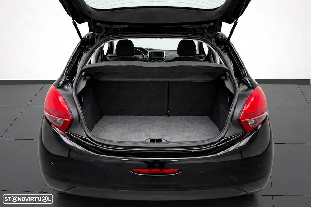 Peugeot 208 1.6 BlueHDi Style - 37