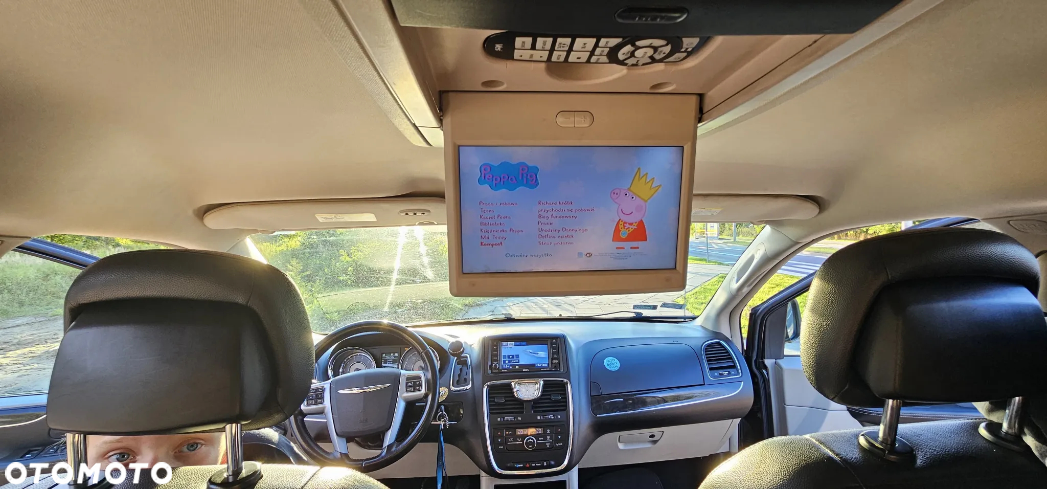 Chrysler Town & Country 3.6 Limited - 9