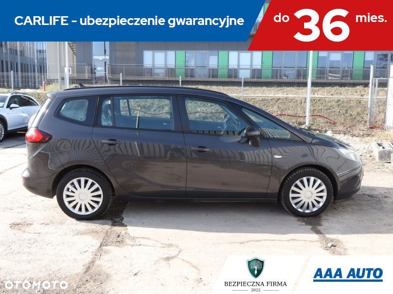 Opel Zafira - 8