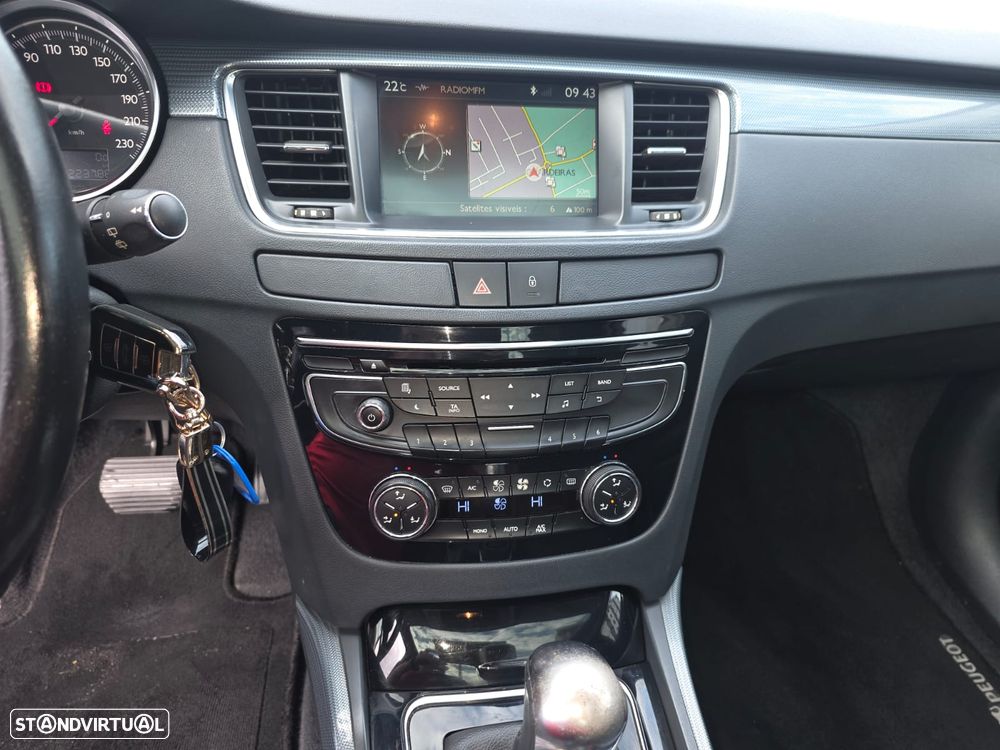 Peugeot 508 SW 1.6 e-HDi Allure 2-Tronic - 20