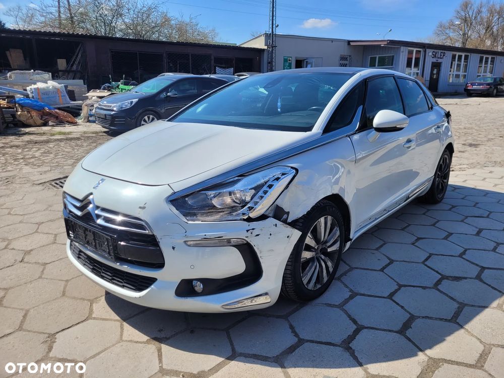 Citroën DS5 BlueHDi 120 Business Class - 1