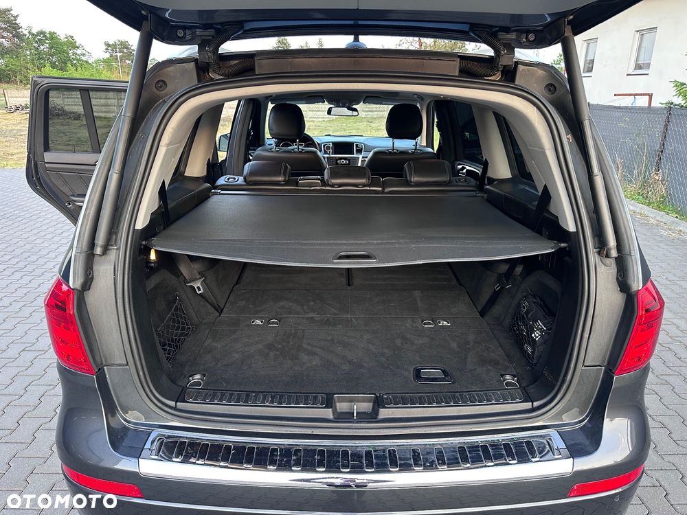 Mercedes-Benz GL - 27