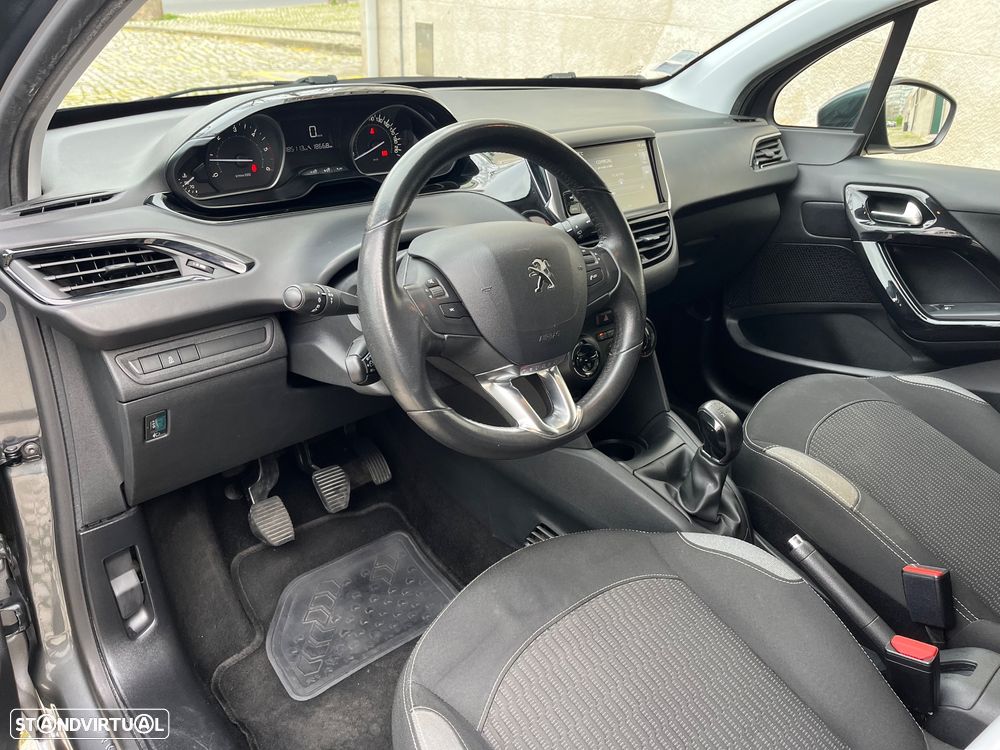 Peugeot 208 1.6 BlueHDi Active - 11