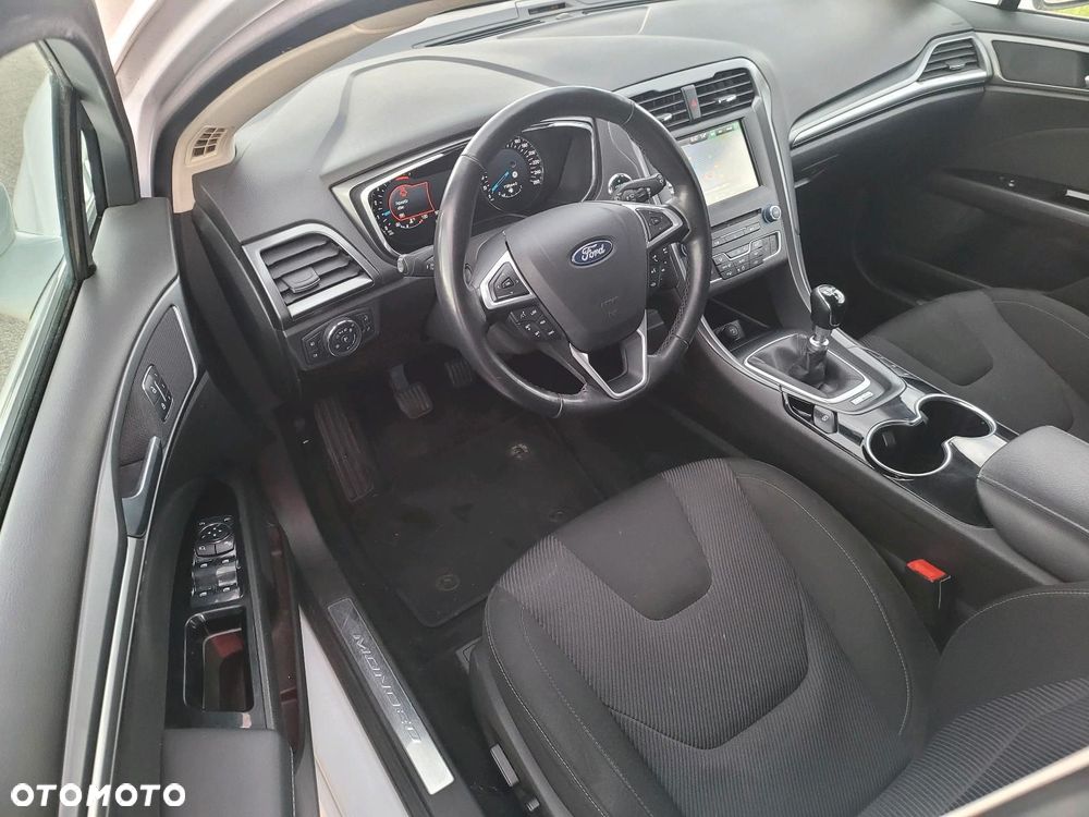 Ford Mondeo 1.6 TDCi Start-Stopp Titanium - 9
