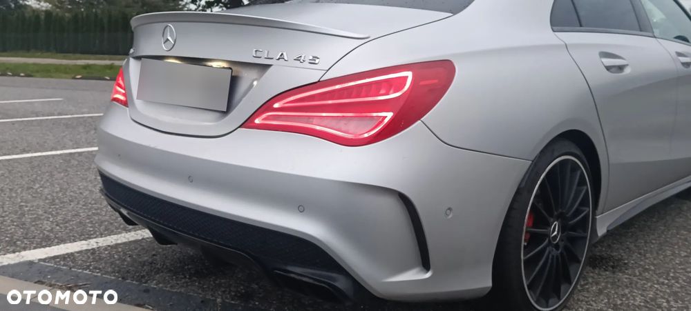 Mercedes-Benz CLA AMG 45 4-Matic - 13