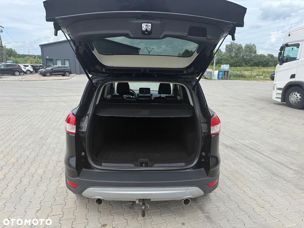 Ford Kuga 2.0 TDCi 2x4 Titanium - 8
