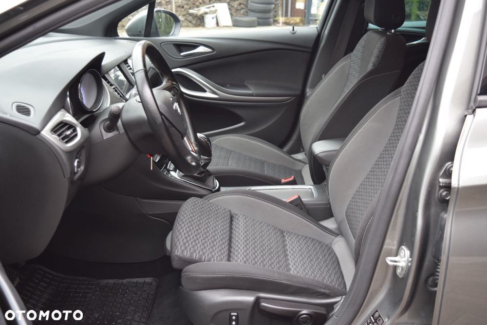 Opel Astra 1.2 T GS Line S&S - 14