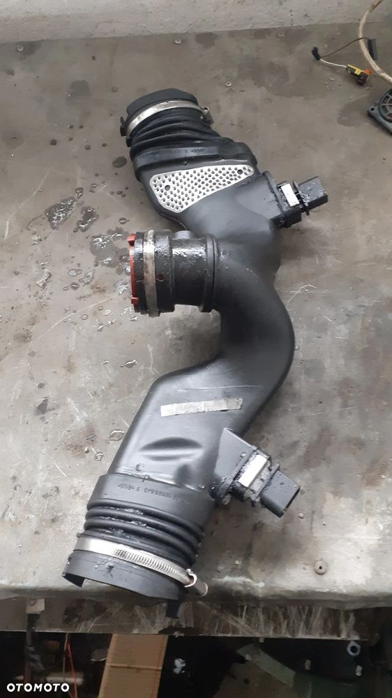 A 640 090 82 377 Rura turbo Mercedes V6 - 2