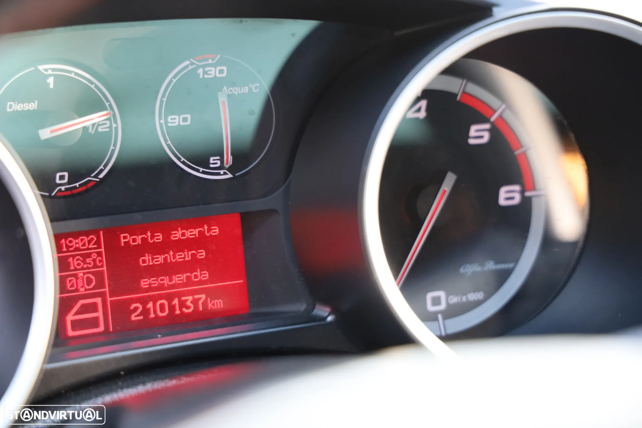 Alfa Romeo Giulietta 1.6 JTDm Distinctive - 13