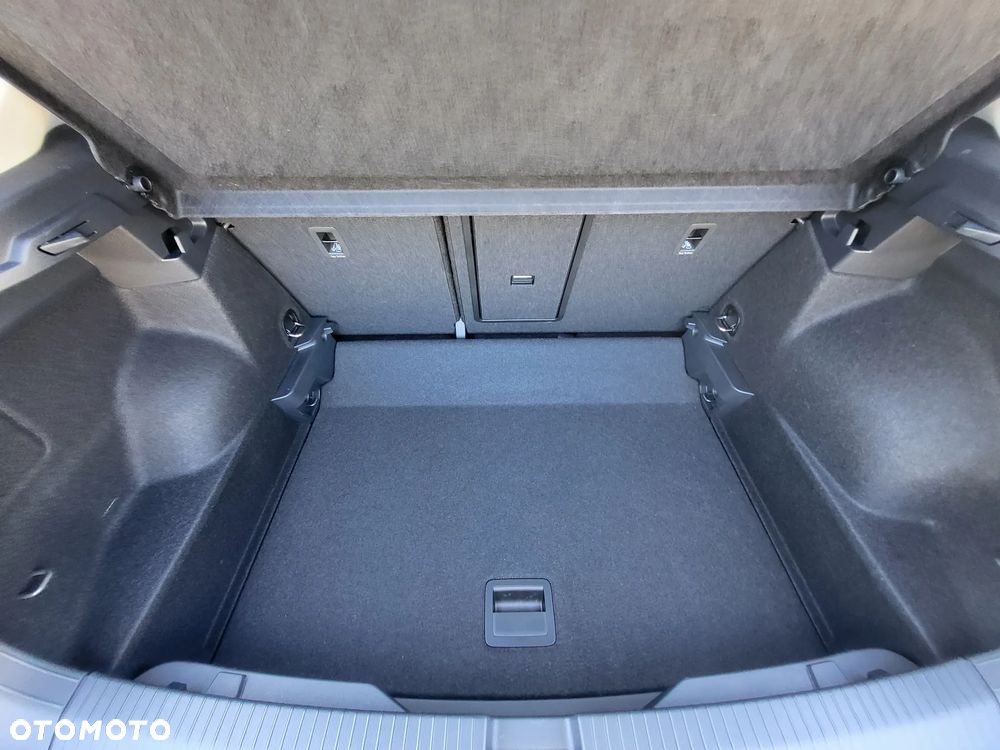 Volkswagen T-Roc - 20