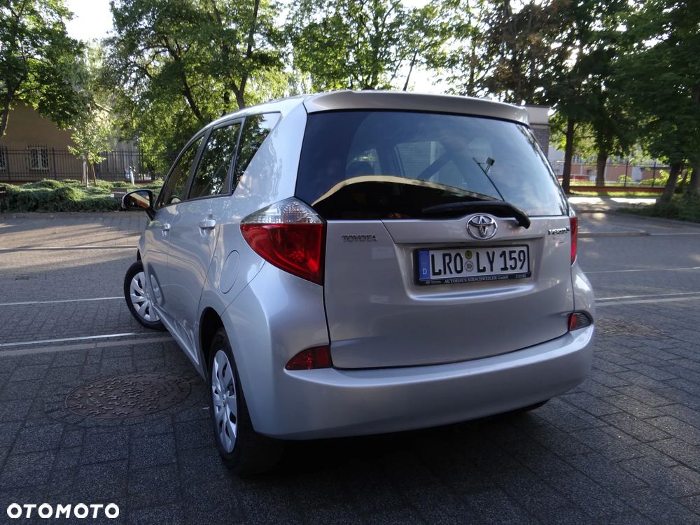 Toyota Verso S 1.33 VVT-i Club - 6