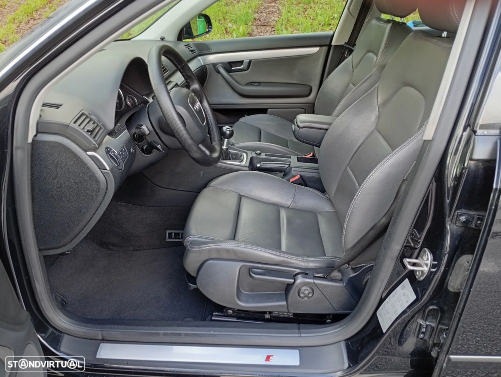 Audi A4 2.0 TDI S-line - 7