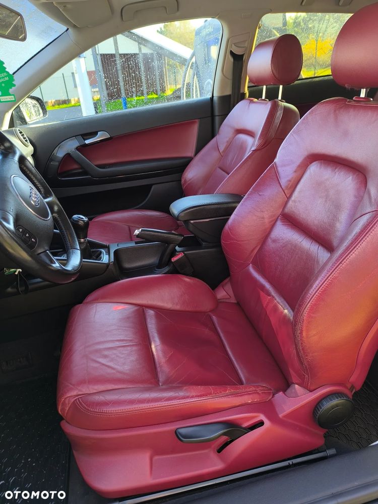 Audi A3 3-drzwiowe 1.6 Ambiente - 11