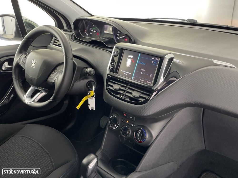 Peugeot 208 1.6 BlueHDi Allure - 22