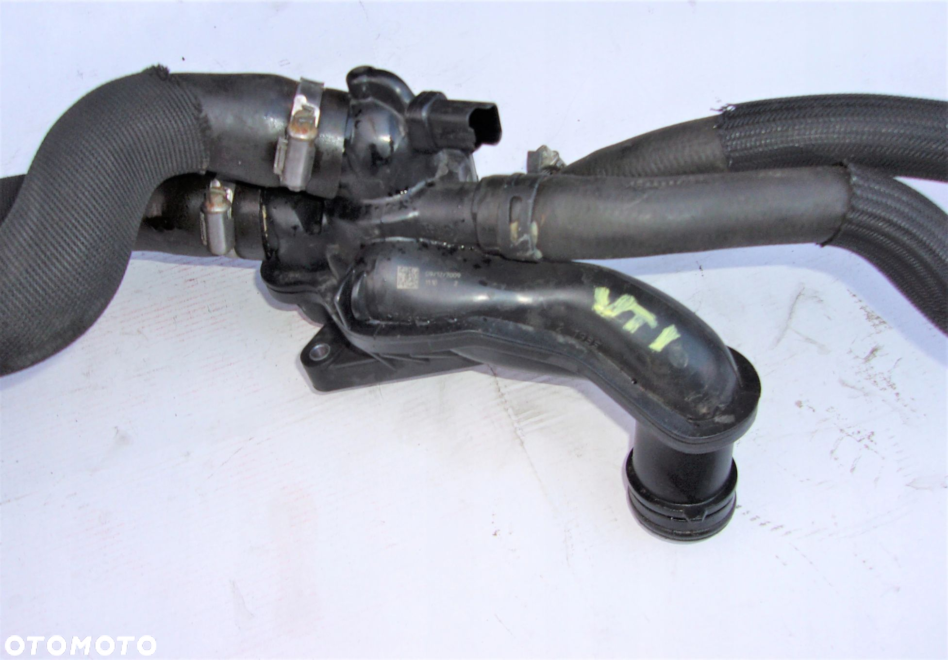 PEUGEOT 3008 5008 VTI OBUDOWA TERMOSTATU TERMOSTAT - 2