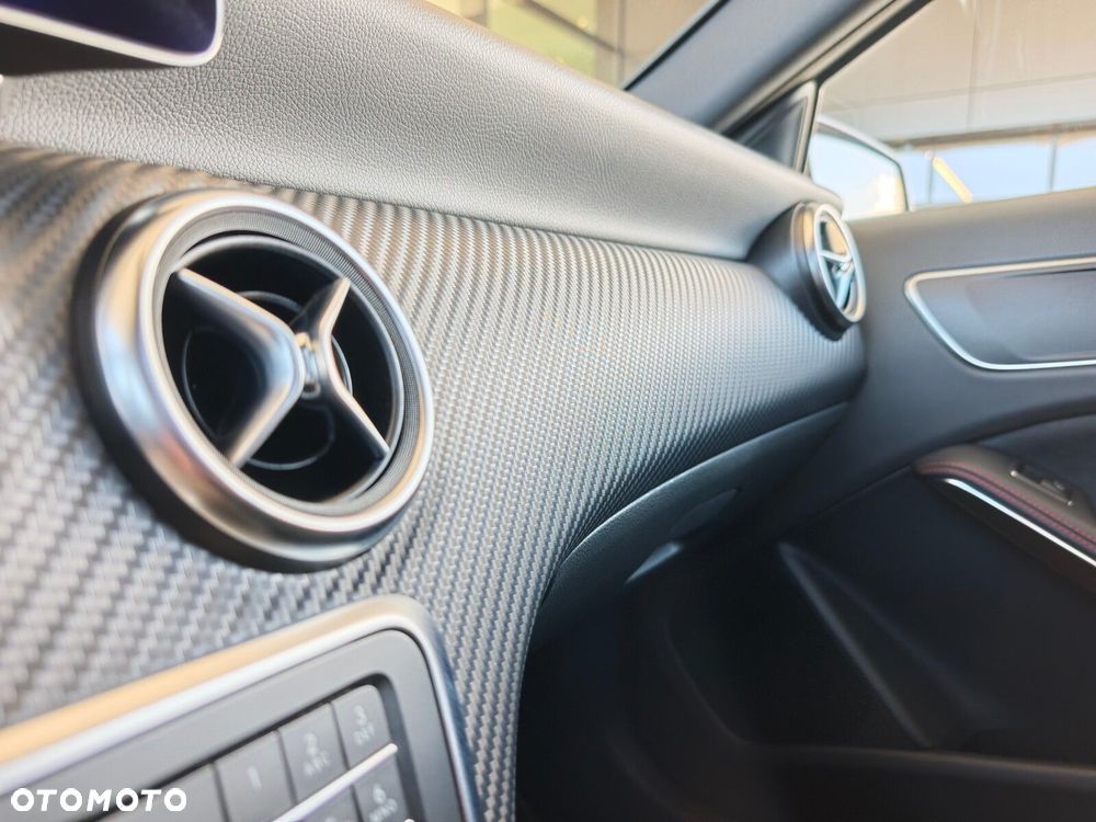 Mercedes-Benz Klasa A 200 7G-DCT AMG Line - 26