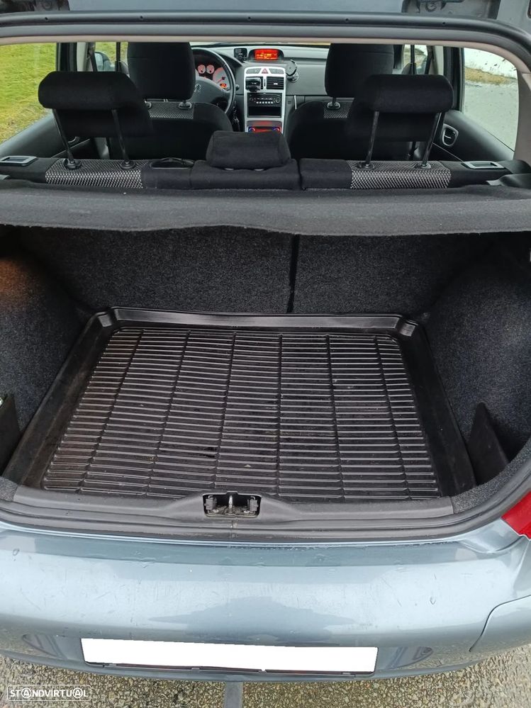 Peugeot 307 1.6 HDi Executive - 6