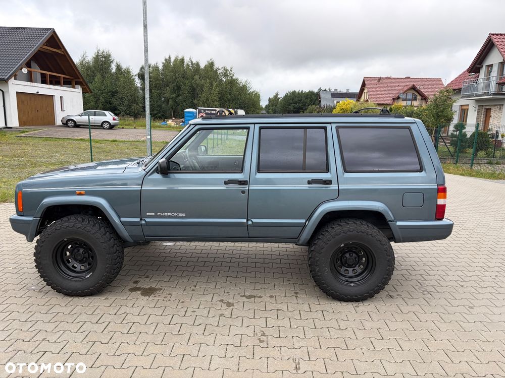 Jeep Cherokee 4.0 Limited - 7