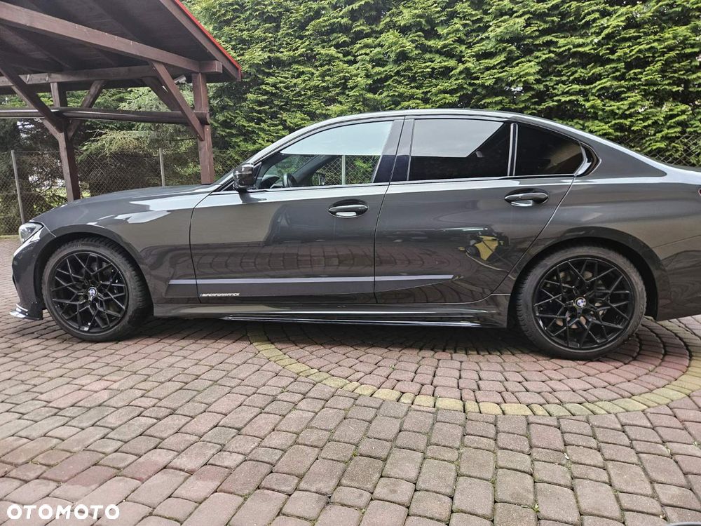BMW Seria 3 320d M Sport sport - 27
