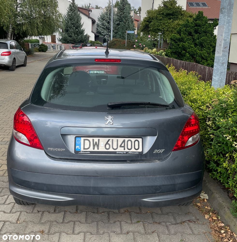 Peugeot 207 1.4 Presence - 4