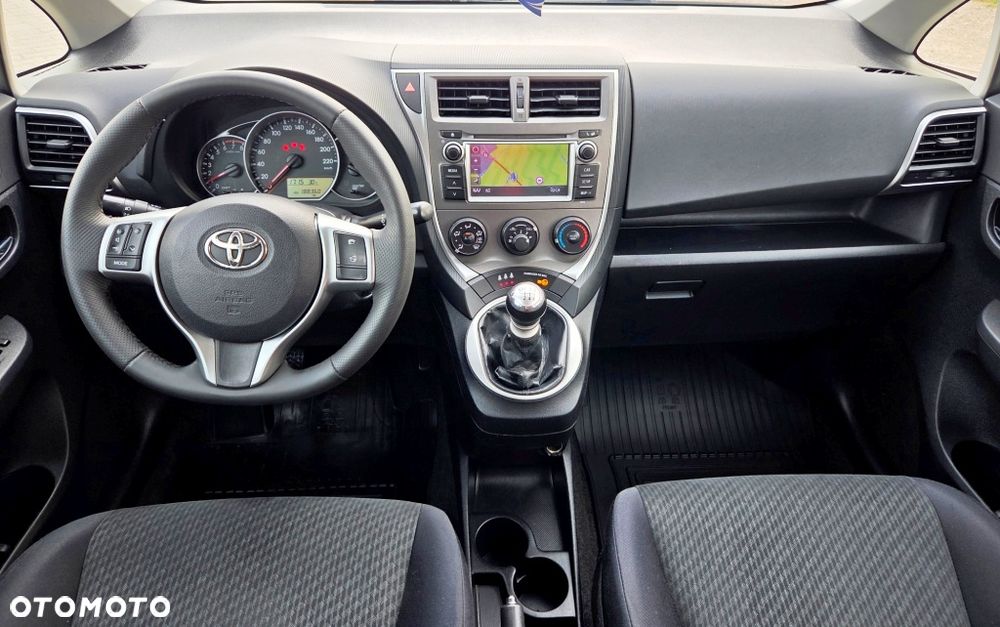 Toyota Verso S 1.33 Premium - 31