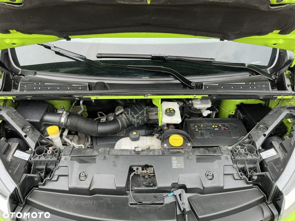 Renault Trafic - 15