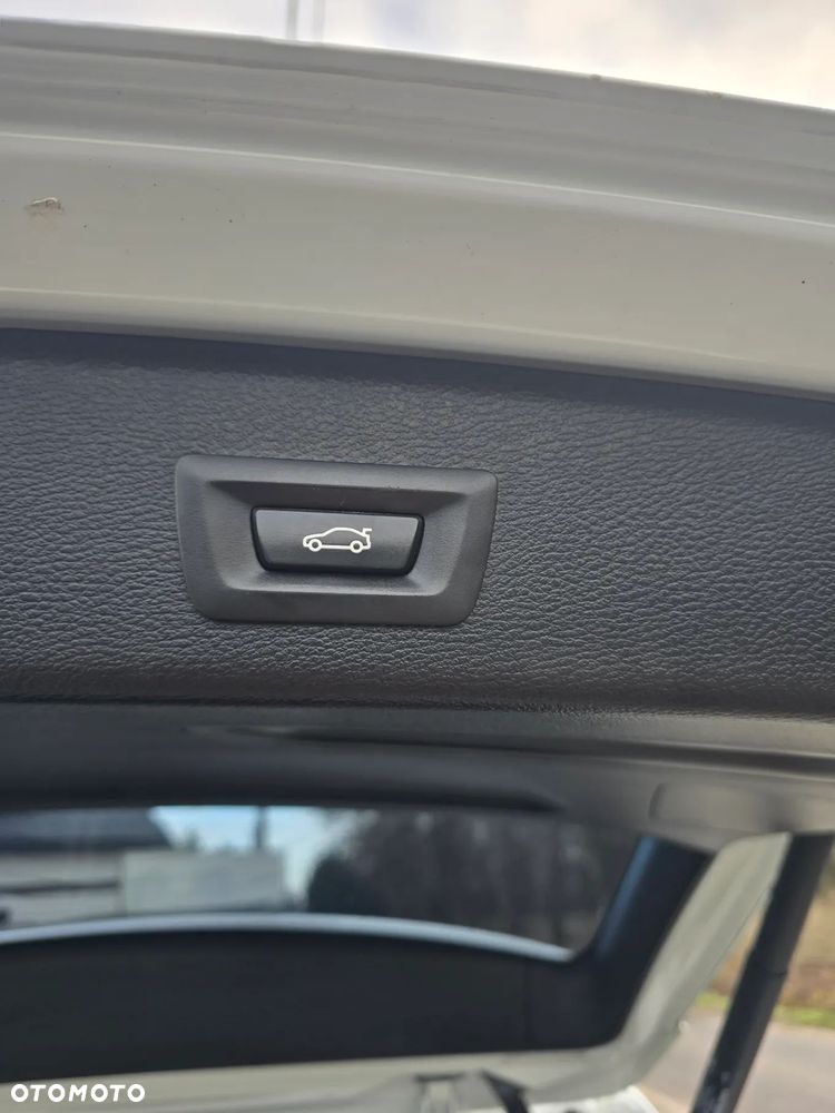 BMW X3 xDrive20d xLine - 28