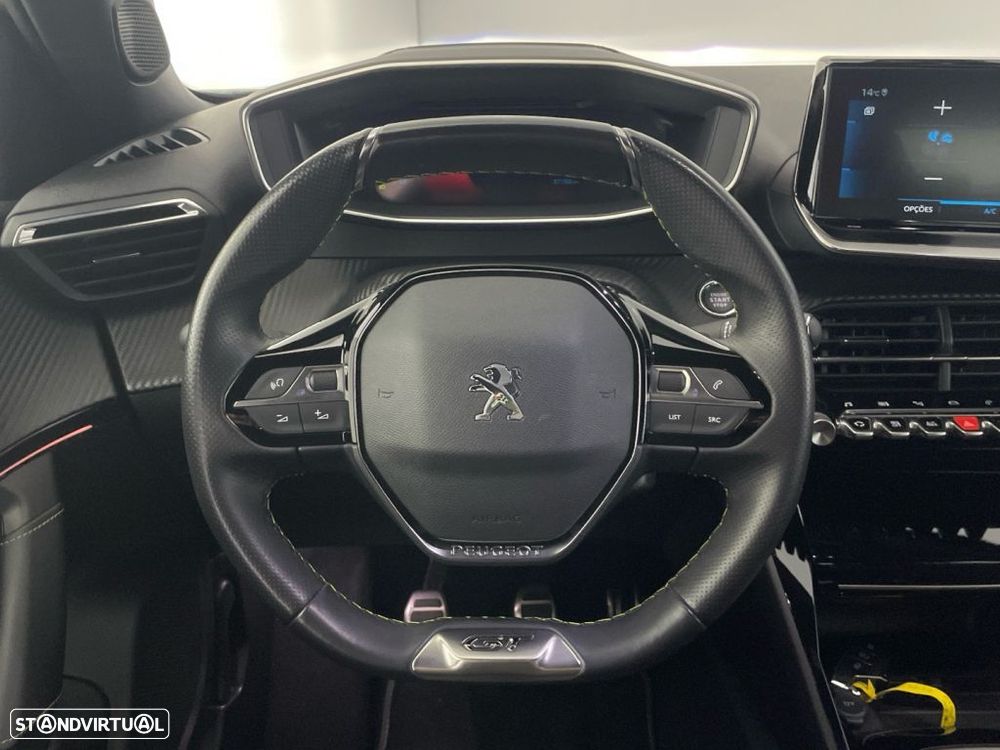 Peugeot 2008 1.2 PureTech GT - 14