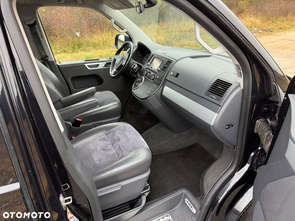 Volkswagen Multivan - 16