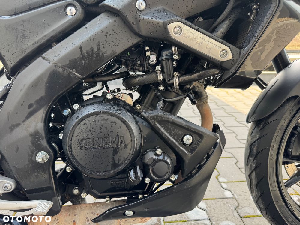Yamaha MT - 12
