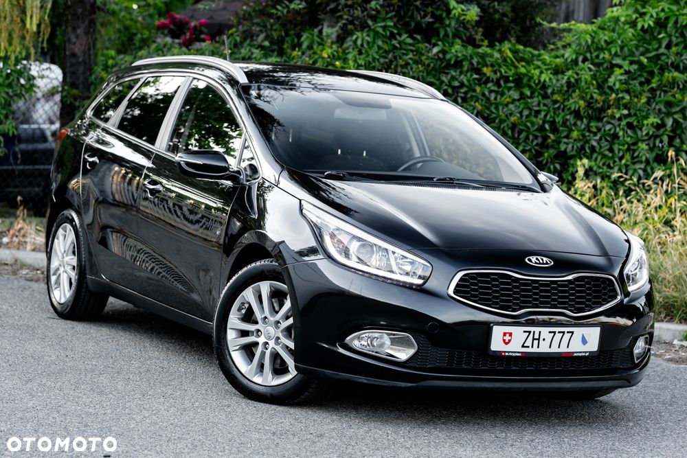 Kia Ceed 1.6 GDI DCT Platinum Edition - 1