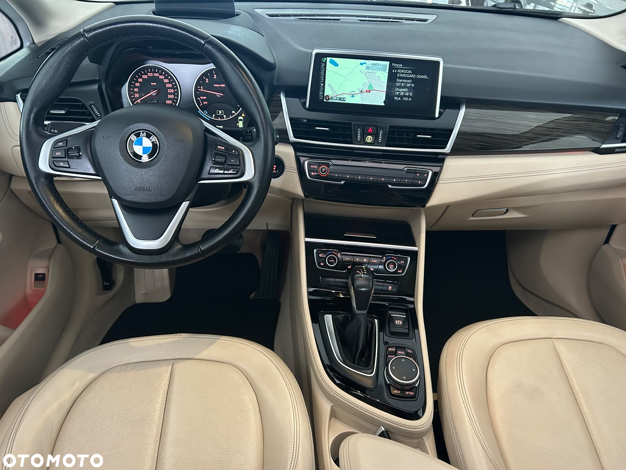 BMW Seria 2 220i Active Tourer Luxury Line - 24