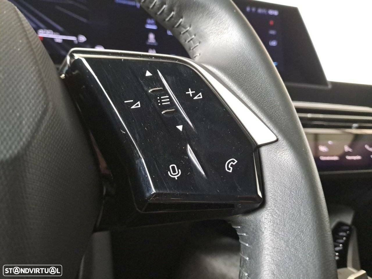 Peugeot 3008 1.2 Hybrid Allure e-DCS6 - 17