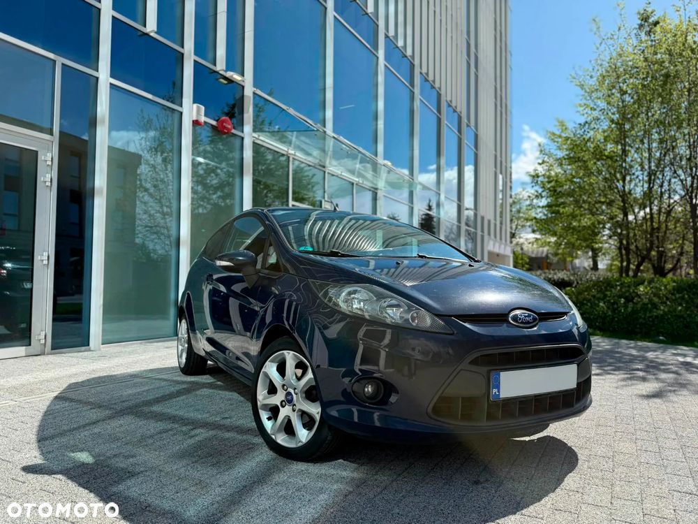 Ford Fiesta 1.25 Champions Edition - 1