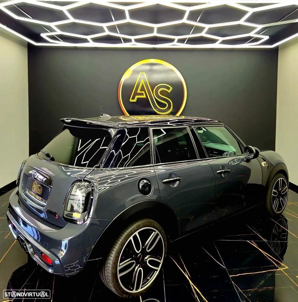 MINI 5 Portas Cooper S Aut. - 35