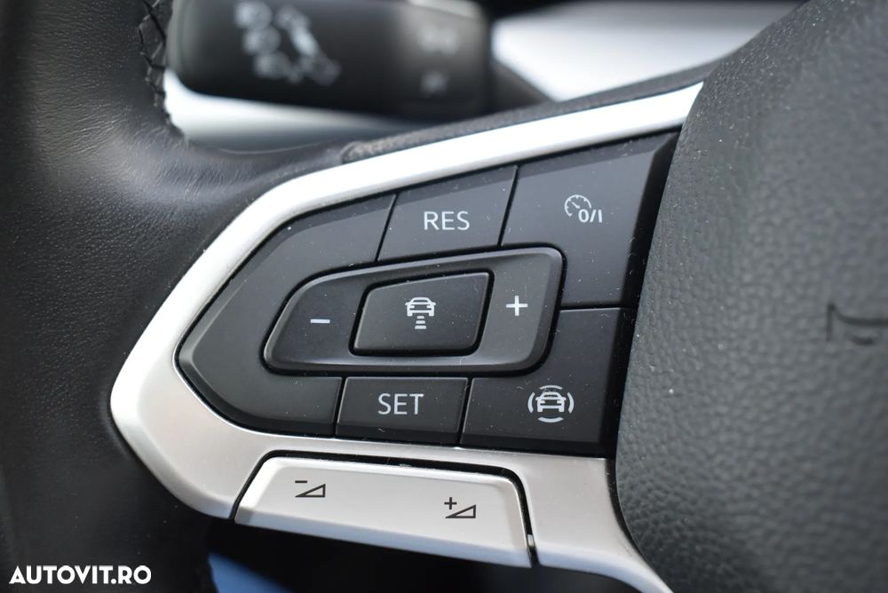 Volkswagen Golf 2.0 TDI Life - 13