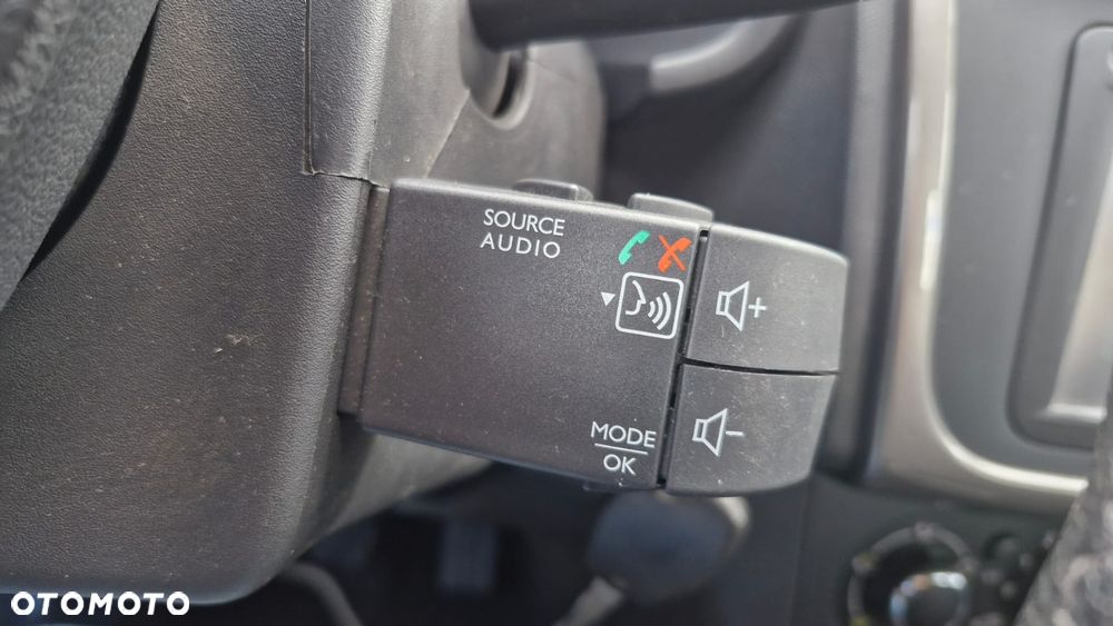 Dacia Sandero TCe 90 (S&S) Comfort - 10