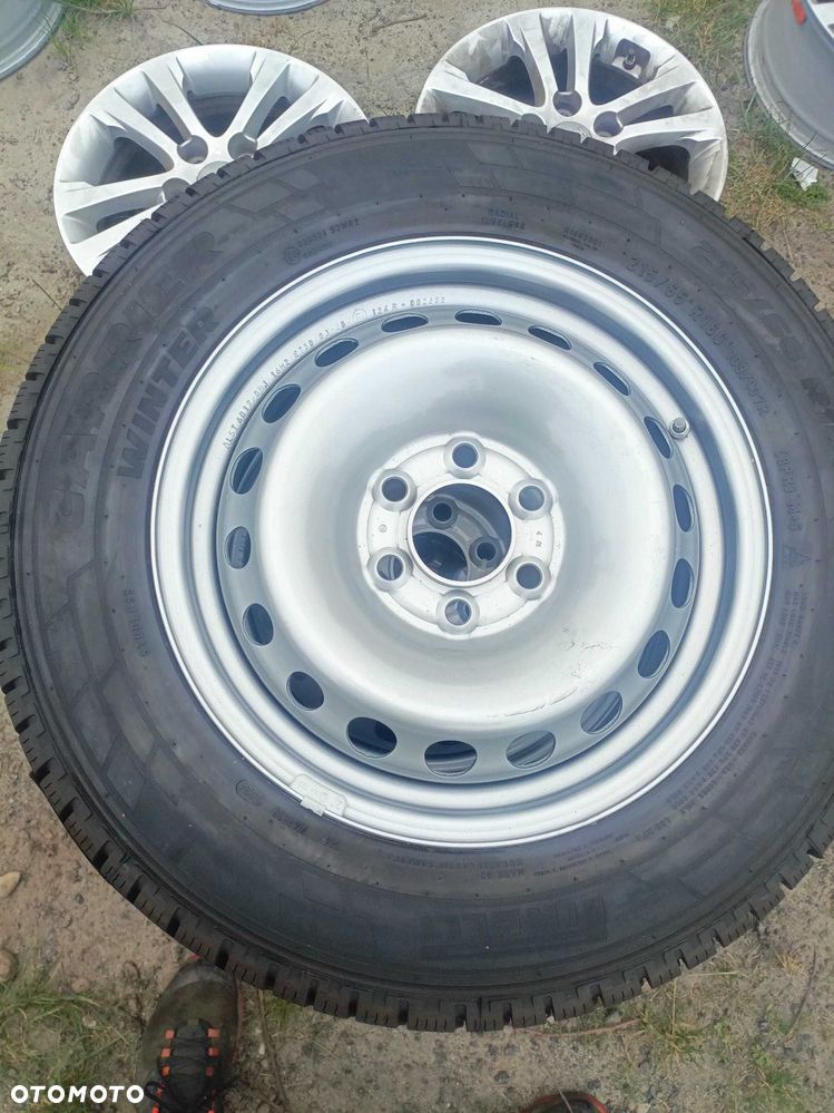 Nowe koła Zimowe 6x120 ford Transit vw Transporter 215/65/16c Pirelli