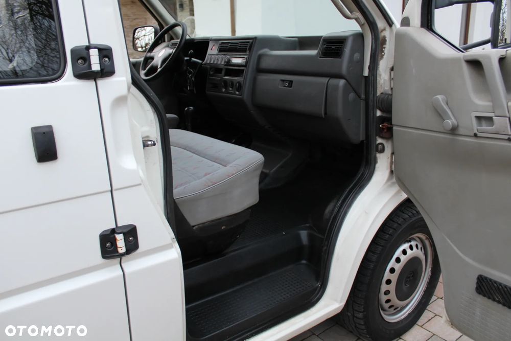 Volkswagen TRANSPORTER T4 DOKA - 20