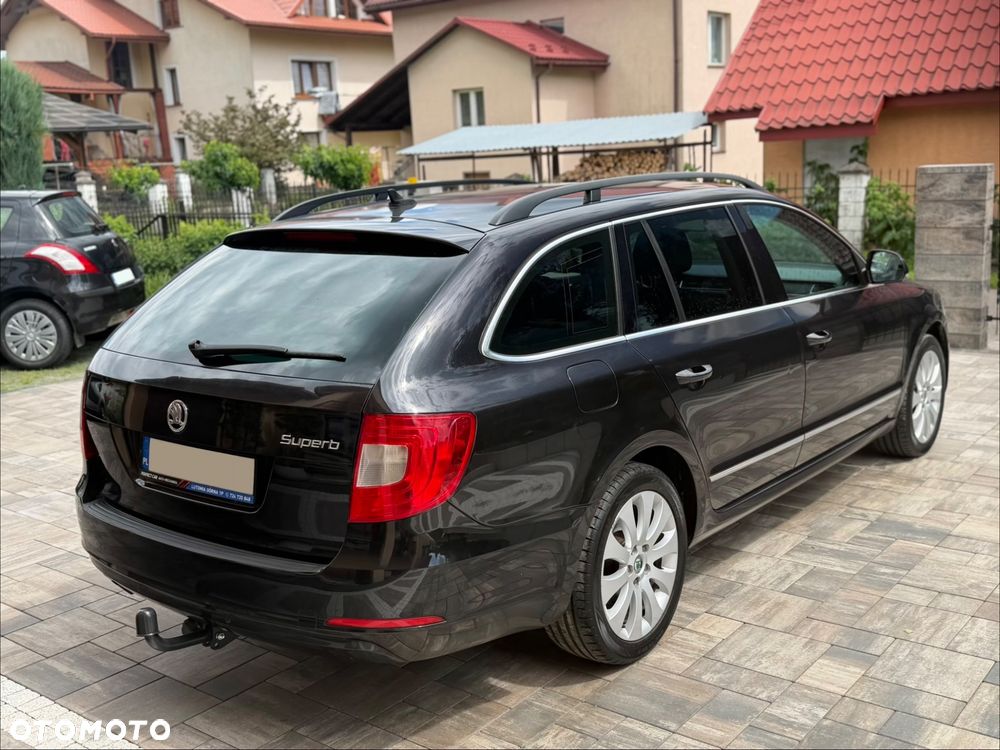 Skoda Superb 2.0 TDI DSG Elegance - 4