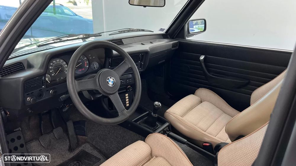 BMW 323 - 20