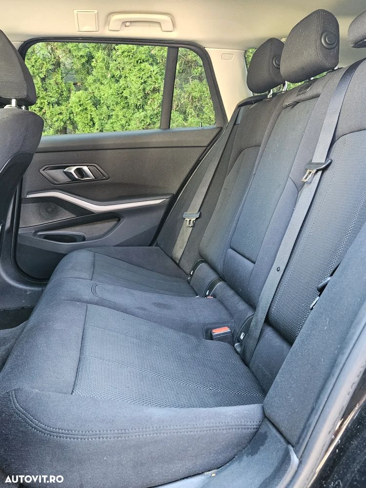 BMW Seria 3 320d Touring xDrive Aut. Sport Line - 17