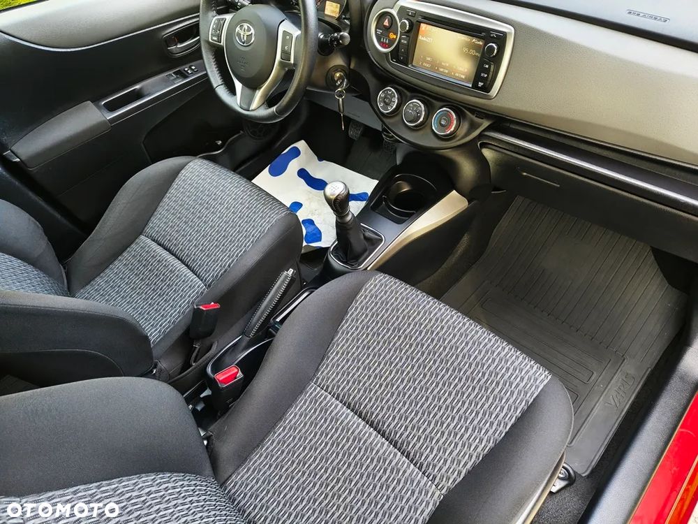 Toyota Yaris 1.33 VVT-i Edition 2014 - 27