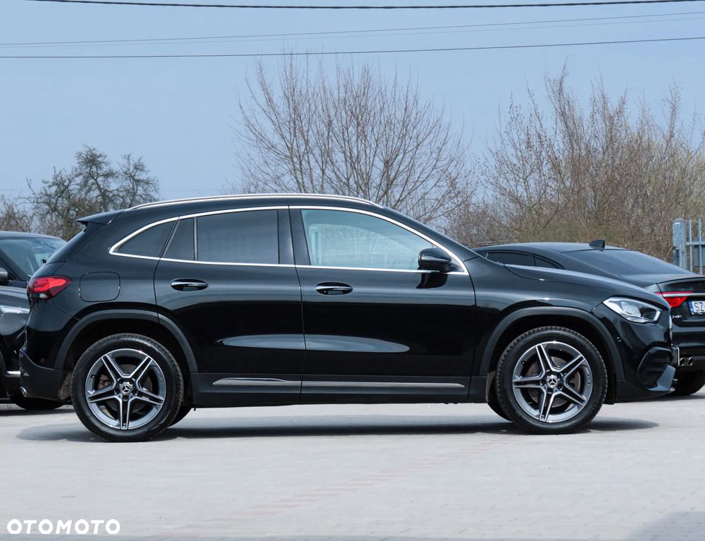 Mercedes-Benz GLA 250 e 8G-DCT AMG Line - 36