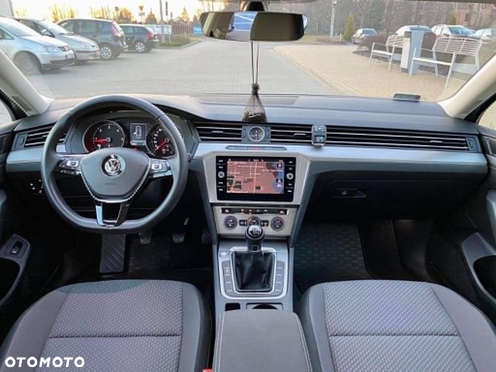 Volkswagen Passat 2.0 TDI BMT Comfortline - 6