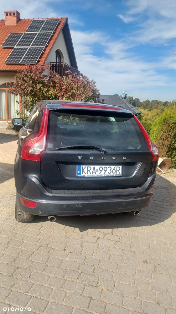 Volvo XC 60 D5 AWD Momentum - 10