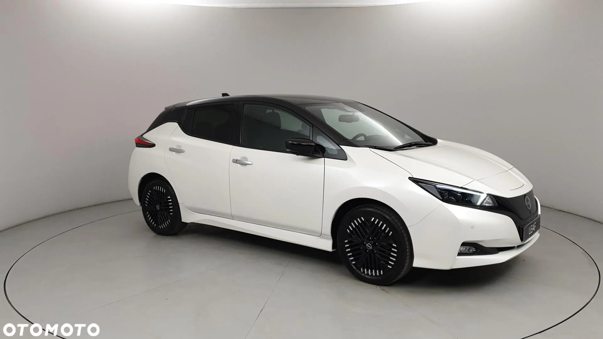 Nissan Leaf 40kWh N-Connecta - 13